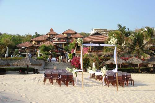Hotel Poshanu Resort