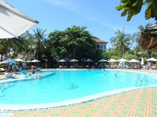Hotel Palmira Beach Resort & Spa