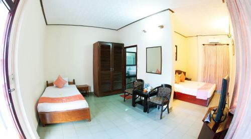 Hotel Palmira Beach Resort & Spa