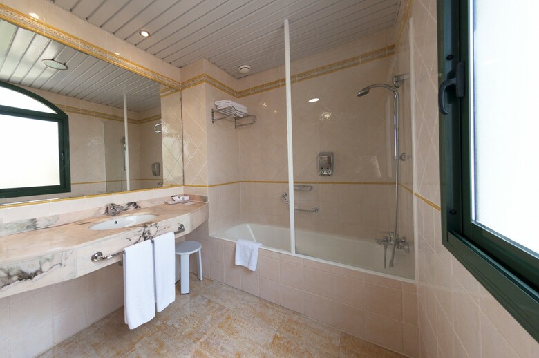 Hotel La Laguna Spa & Golf