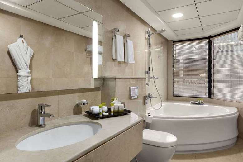 Ramada Hotel And Suites Ajman