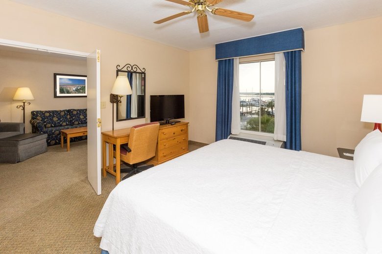 Hotel Hampton Inn Suites Amelia Islandhistoric Harb
