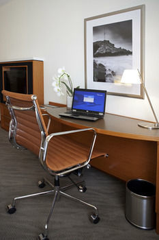 Hotel Novotel Cathedral Square