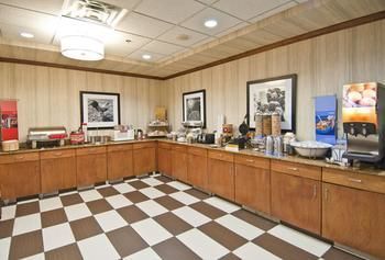 Hotel Hampton Inn Canton