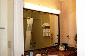 Hotel Hampton Inn Canton