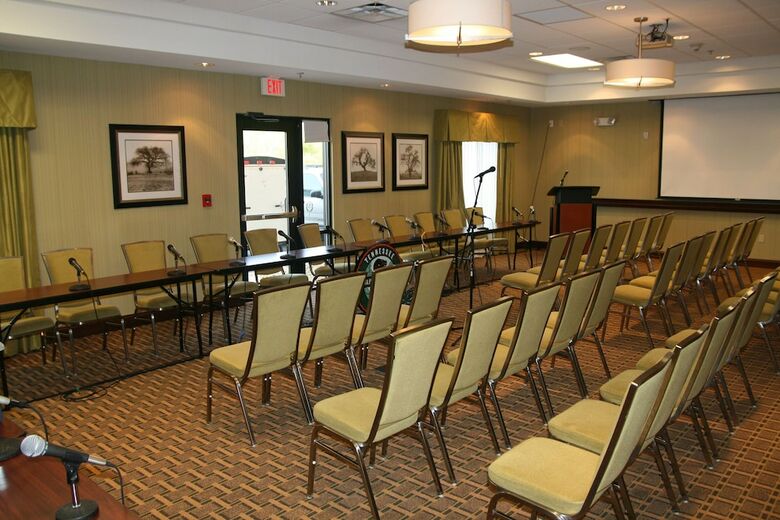 Hotel Hampton Inn Crossville