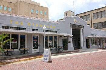 Hotel Indigo Fort Myers River District