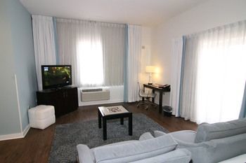 Hotel Indigo Fort Myers River District