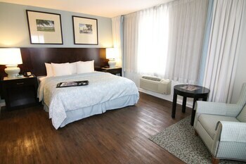Hotel Indigo Fort Myers River District