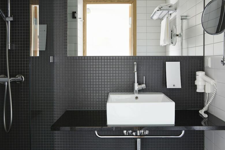 Comfort Hotel Runway