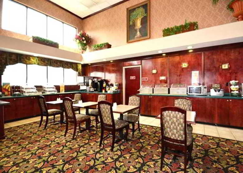 Hotel Quality Inn & Suites
