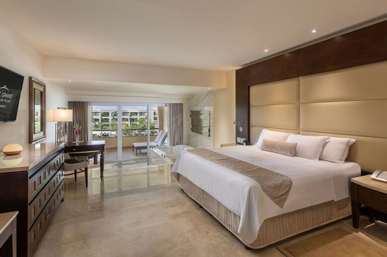 Hotel The Grand At Moon Palace Cancu