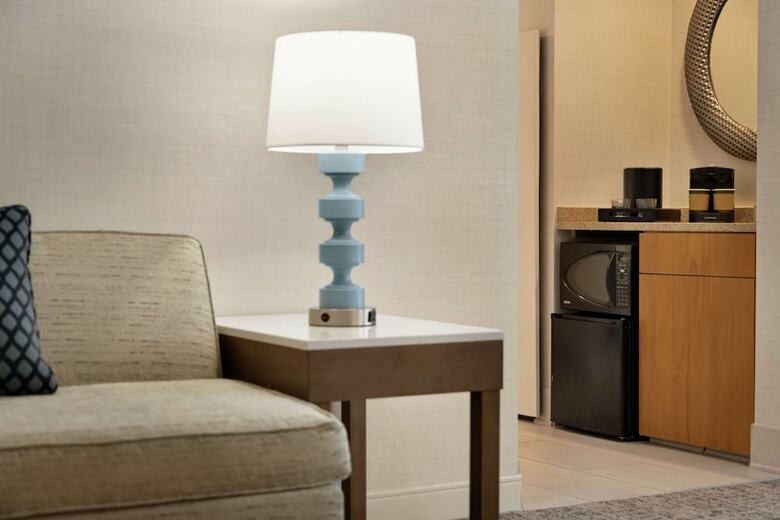 Hotel Embassy Suites Phil/valley For