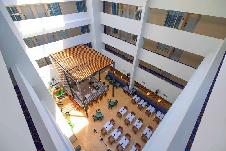 Hotel Embassy Suites Phil/valley For