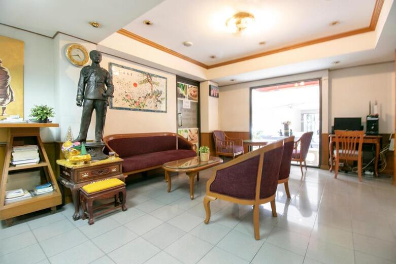 Hotel Win Long Place   Service Apartment