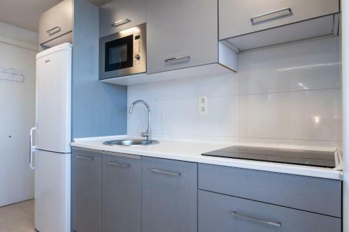 Alicante Skylights Apartments
