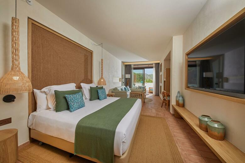 The Club Cala San Miguel Hotel Ibiza, Curio Collection By Hilton, Adults Only