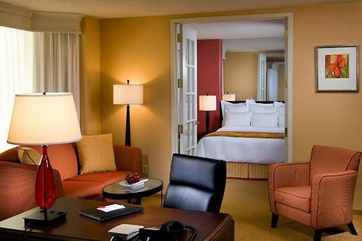 Hotel Chicago Marriott Suites Downers Grove