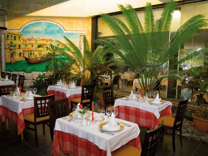 Hotel Occidental Arenas Blancas