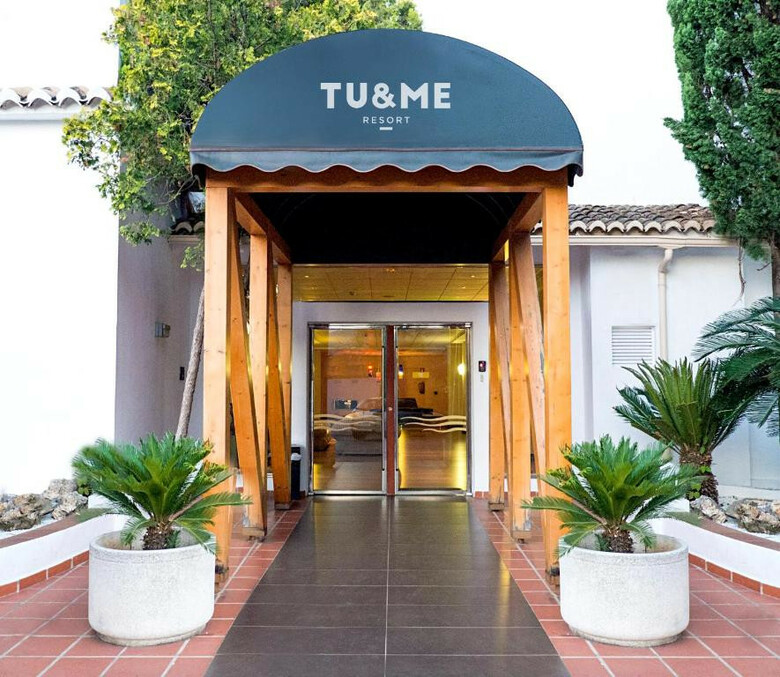 Hotel Tu&me Resort Adults Only