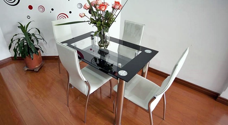 Hotel Cora 96 Street Suites