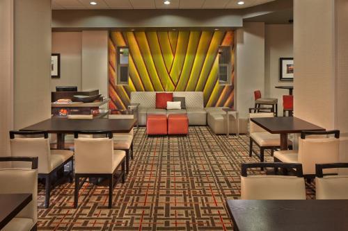 Hotel Courtyard By Marriott Downtown