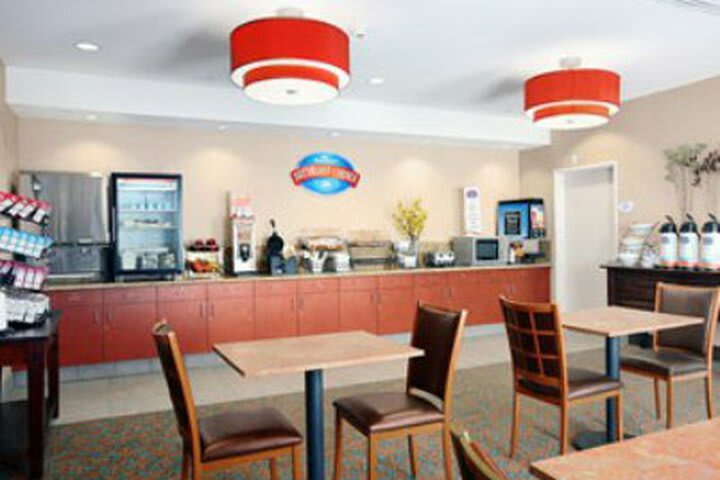Hotel *baymont Inn & Suites* Duplicate