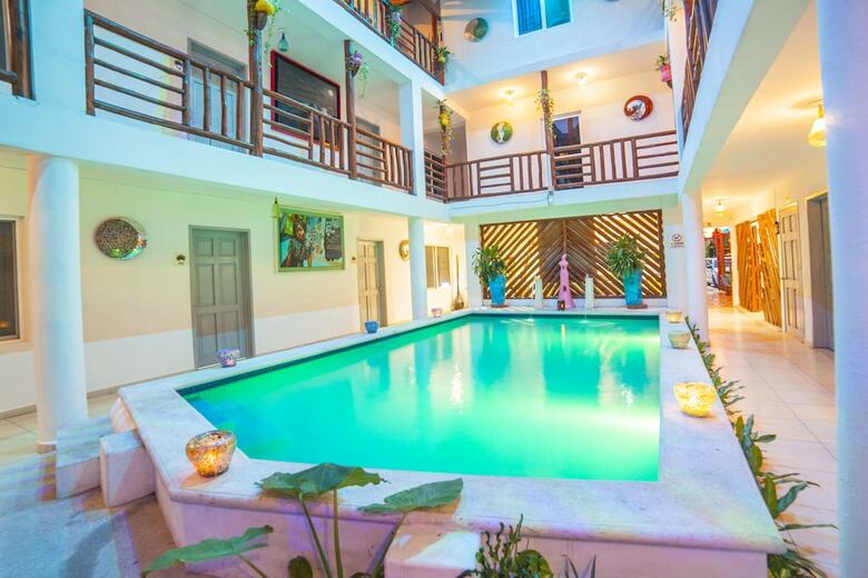 Mestizo Gallery Hotel