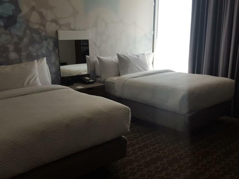 Hotel Courtyard By Marriott Mexico City Toreo