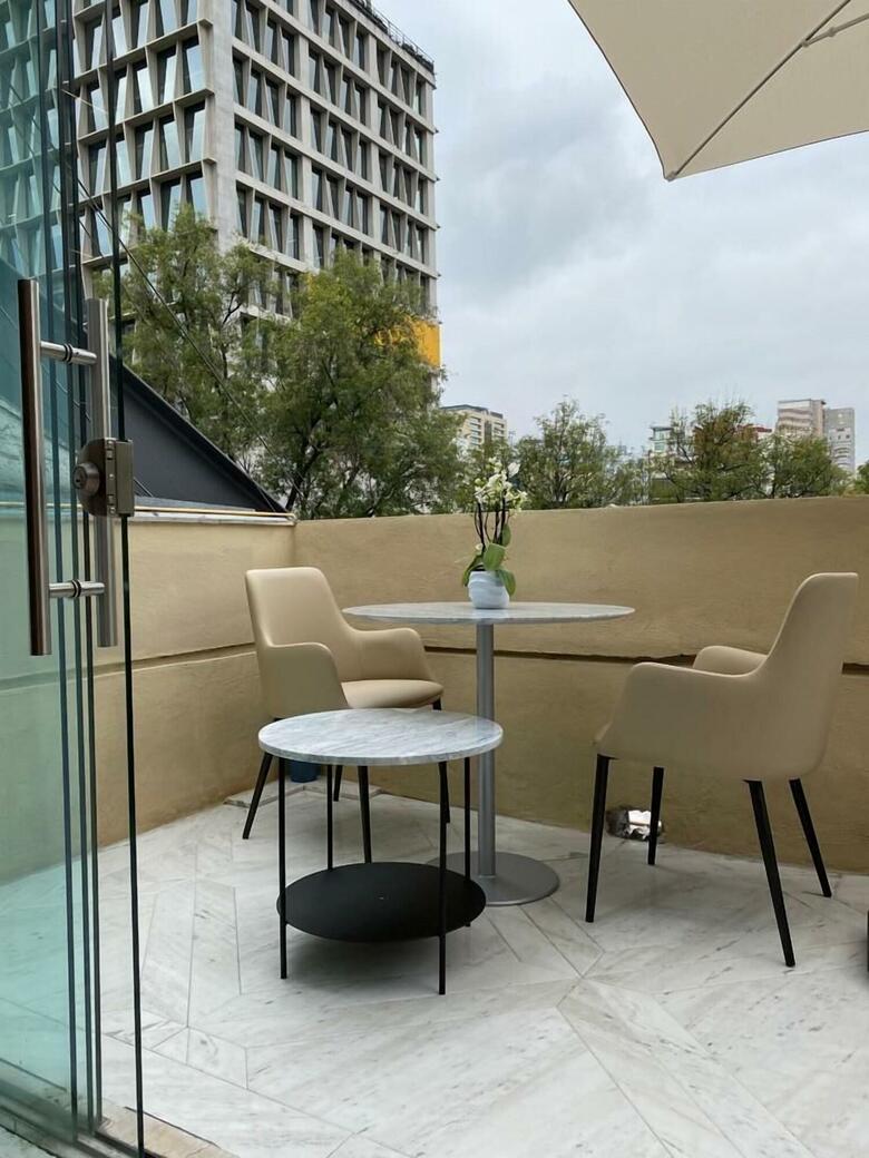 Hotel Residence L Heritage Tennyson By Bluebay