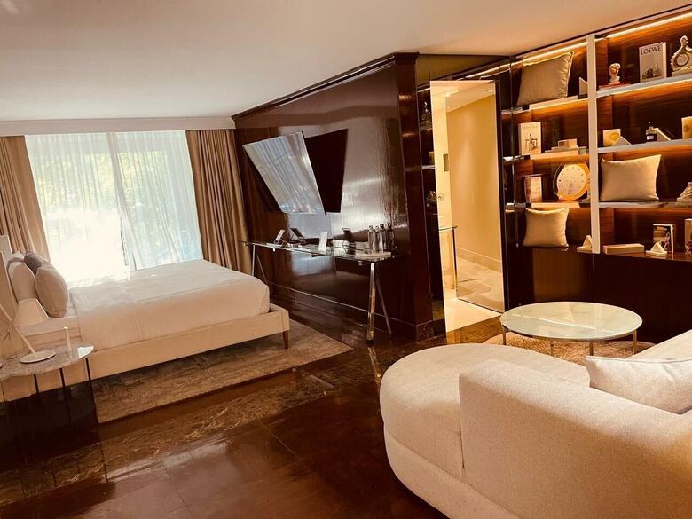 Hotel Residence L Heritage Tennyson By Bluebay