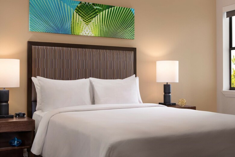 Hotel The Grove Resort & Spa