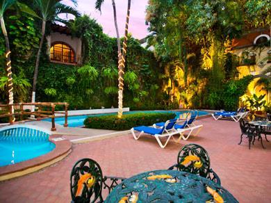 Hotel Los Arcos Suites Vallarta Centro