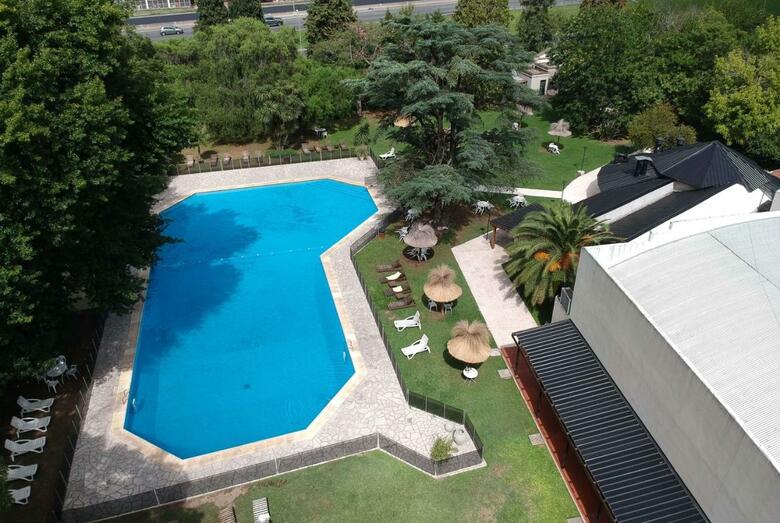 Hotel Howard Johnson Resort And Spa Escobar