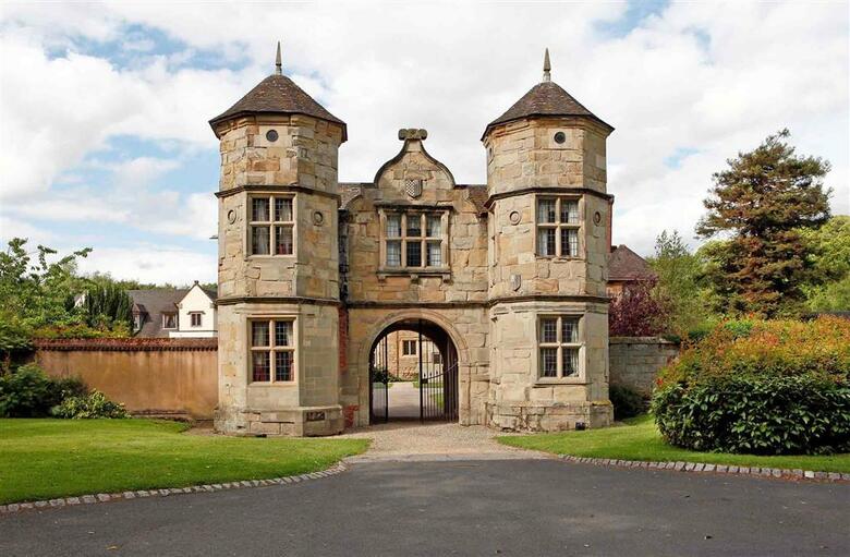 Hotel Madeley Court