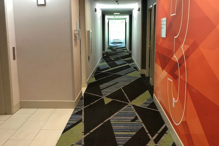 Holiday Inn Express Hotel & Suites Auburn