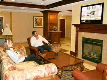 Hotel Hampton Inn Auburn Ma