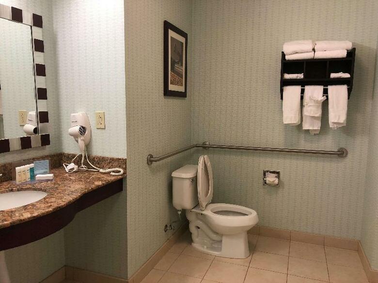 Hotel Hampton Inn  Suites Nashville @ Opryland