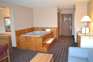 Hotel Sky Lodge Inn & Suites