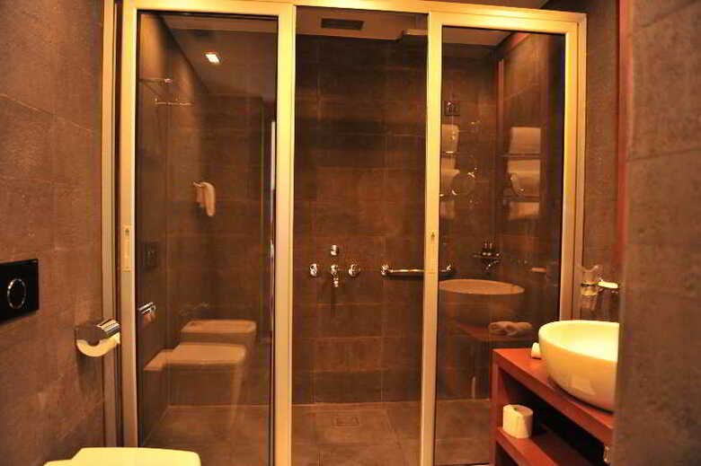Hotel Avala Resort & Villas