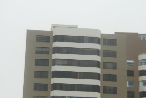 Black Shark Apartments