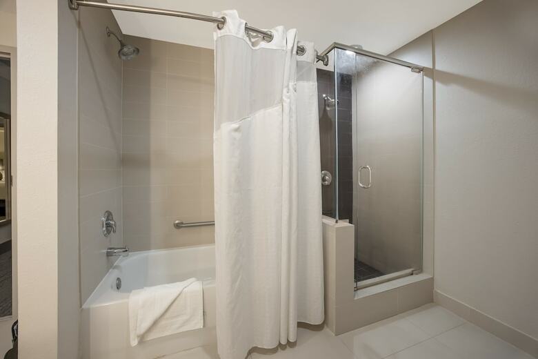 Holiday Inn Express Hotel & Suites Perry