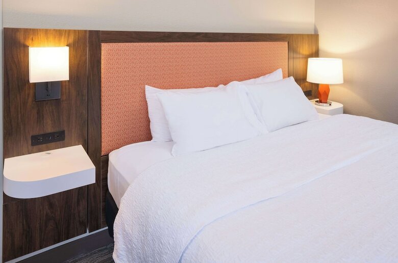 Hotel Hampton Inn Fairmont