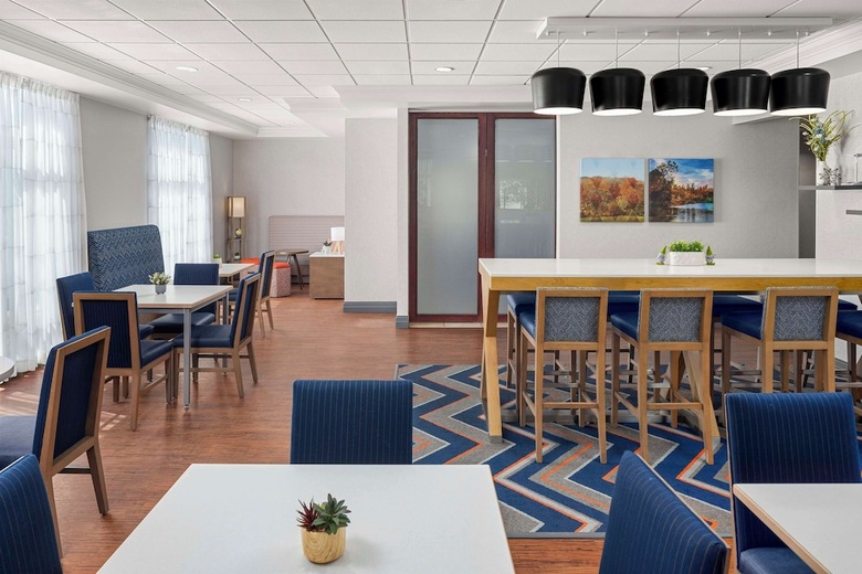 Hotel Hampton Inn Fairmont
