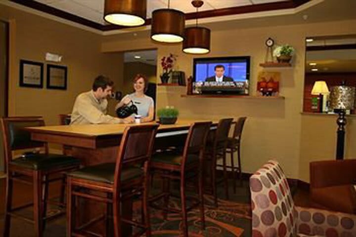 Hotel Hampton Inn Fairmont