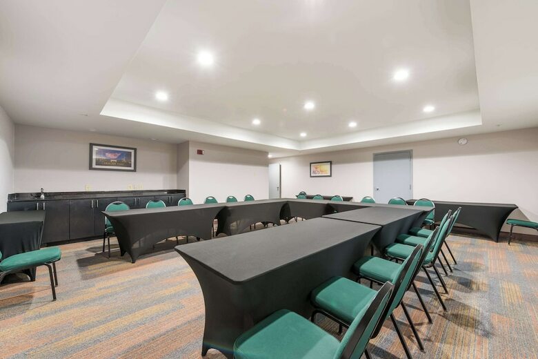 Best Western Greensboro Airport Hotel
