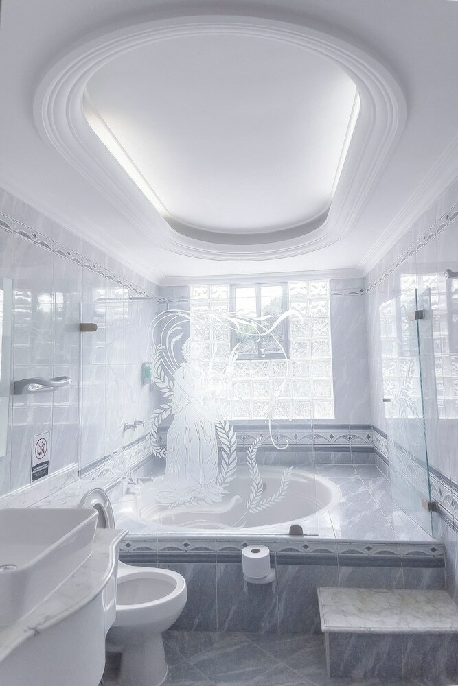 Wonderland Hostel By Gb Collection