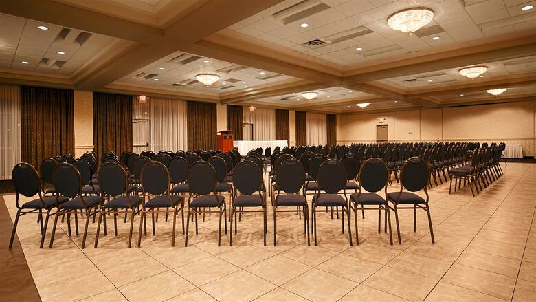 Hotel Best Western Brant Park Inn  Conference Centr