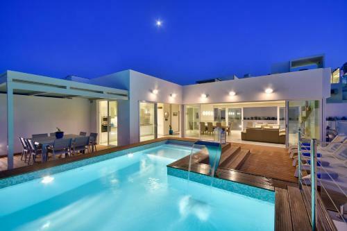 Carob Hills - Villa Blu