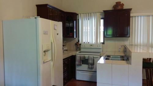 Apartamento Calas Rojas #10 - One Block To The Beach